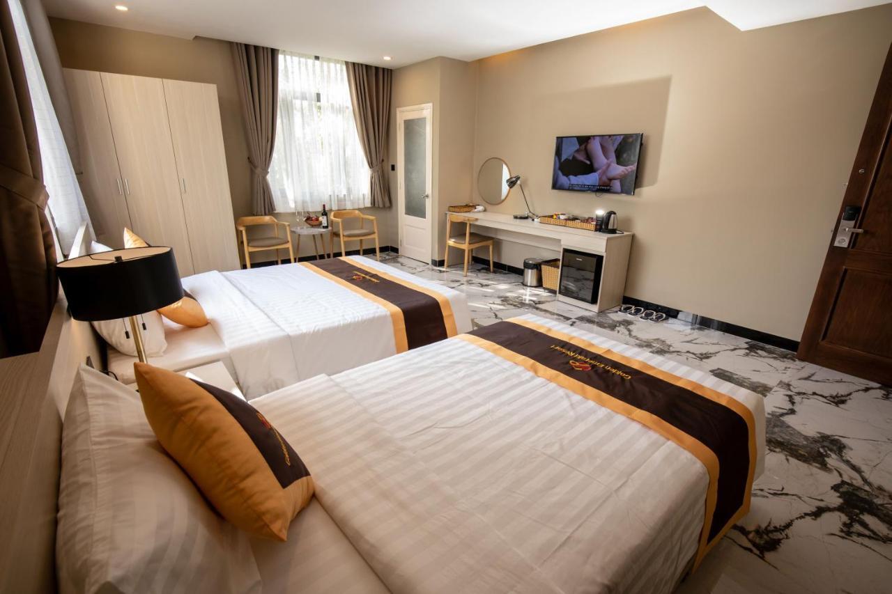 Golden Emerald Hotel