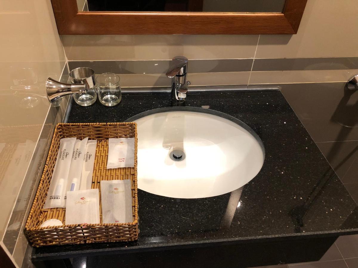 Hotel Golden Emerald 3*